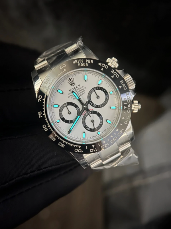 Rolex Cosmograph Daytona (White) 40mm - Image 2