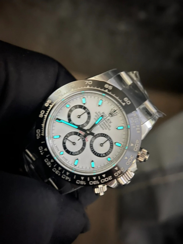 Rolex Cosmograph Daytona (White) 40mm - Image 3