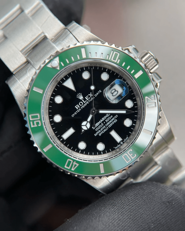 Rolex Submariner Date 41mm - Image 9