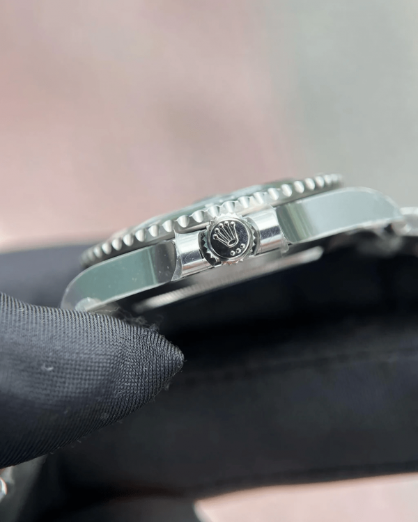 Rolex Submariner Date 41mm - Image 8