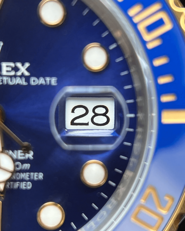 Rolex Submariner Date, 41mm Royal Blue and yellow gold - Image 7