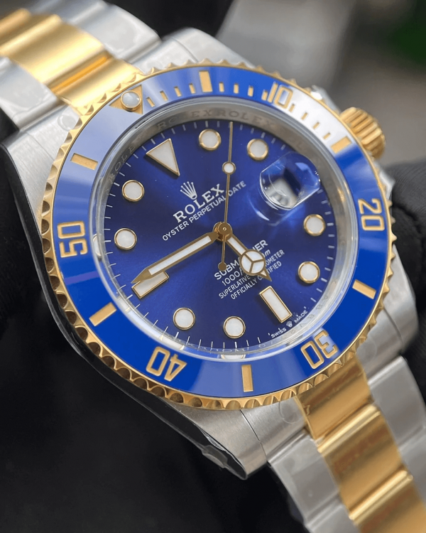 Rolex Submariner Date, 41mm Royal Blue and yellow gold - Image 6